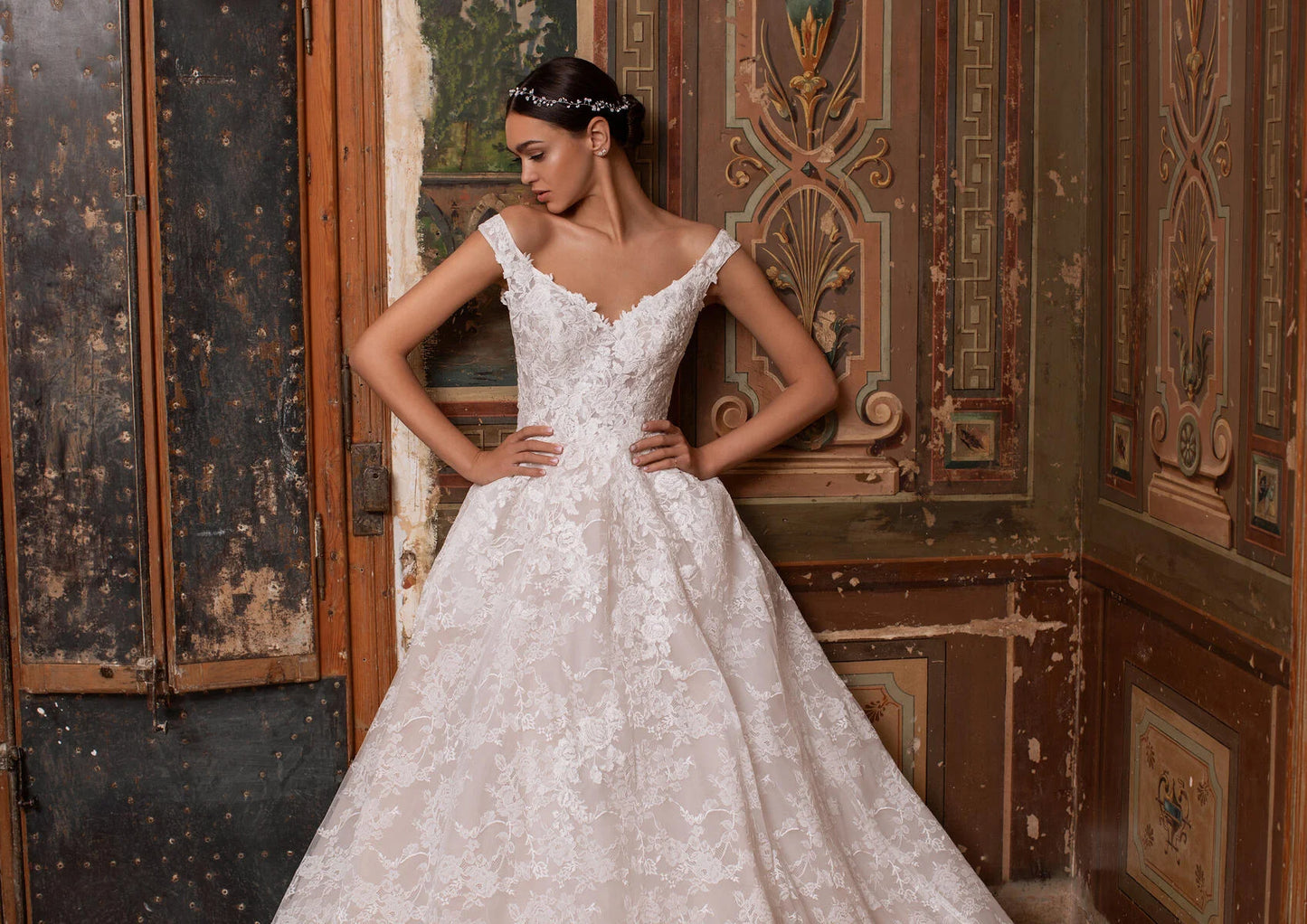 Thebe by Pronovias